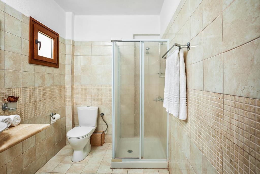 Nereides Hotel CChanioti Pokoj fotografie