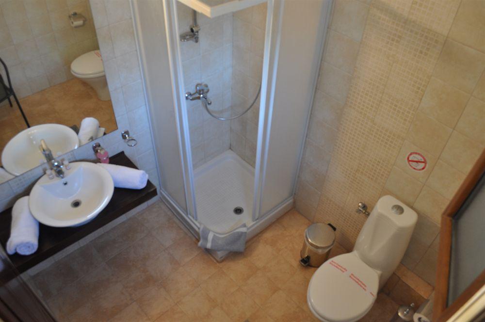 Nereides Hotel CChanioti Exteriér fotografie