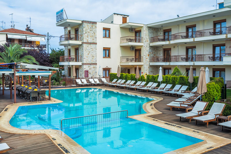 Nereides Hotel CChanioti Exteriér fotografie