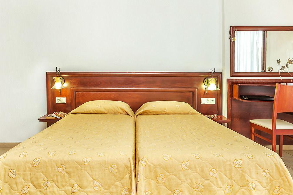 Nereides Hotel CChanioti Exteriér fotografie