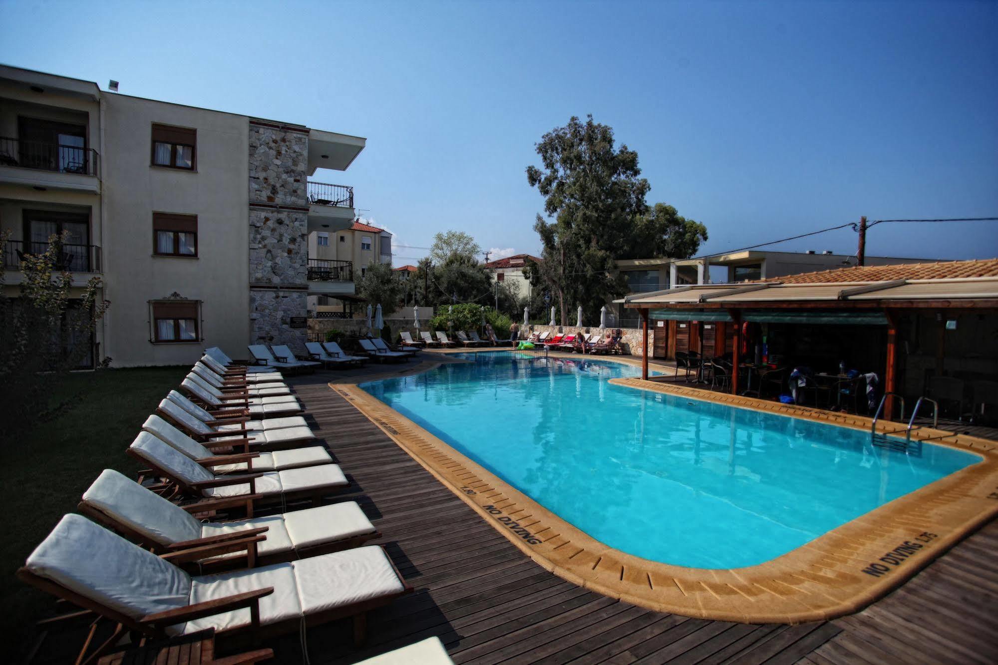 Nereides Hotel CChanioti Exteriér fotografie