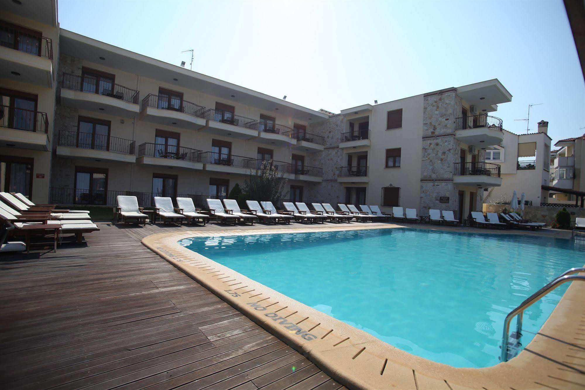 Nereides Hotel CChanioti Exteriér fotografie