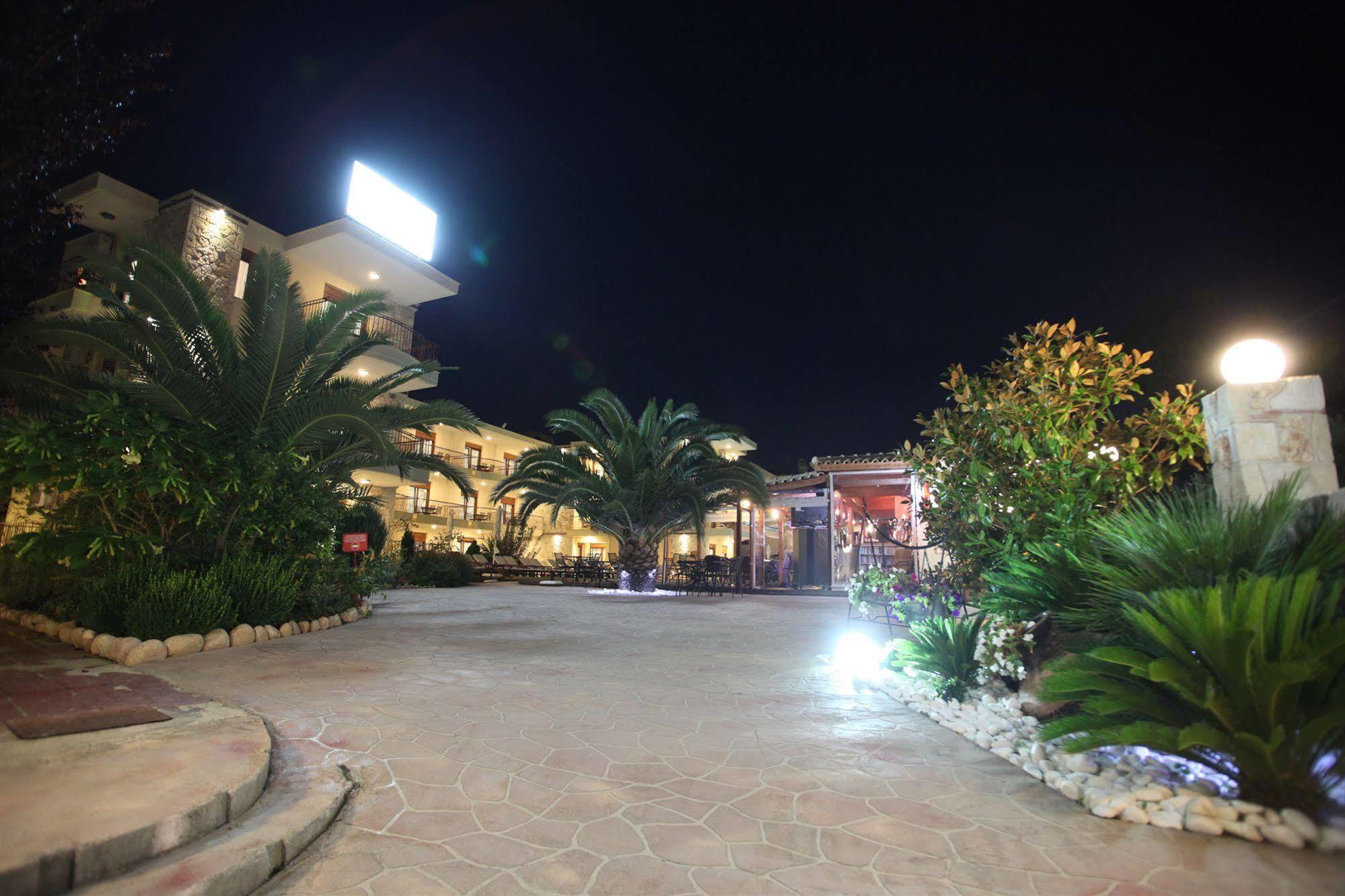 Nereides Hotel CChanioti Exteriér fotografie